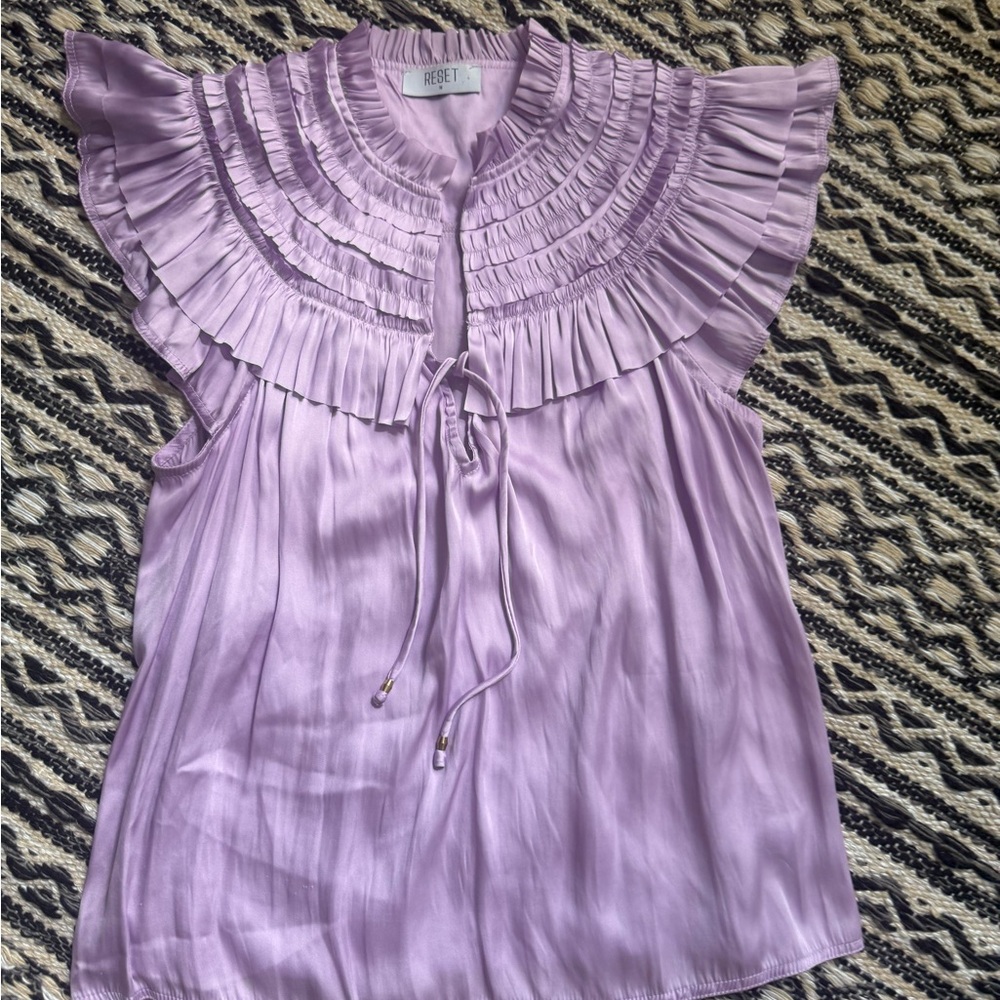 Reset by Jane Lavender Ruffle Neck Sleeveless Blouse M